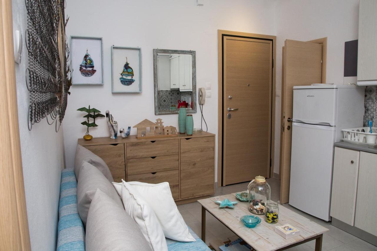 Grey Theros Apartments ปาลาเรีย ดิโอนิซีอู ภายนอก รูปภาพ