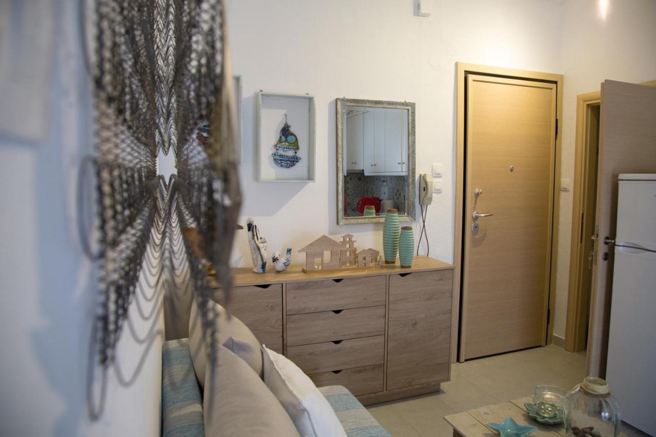 Grey Theros Apartments ปาลาเรีย ดิโอนิซีอู ภายนอก รูปภาพ