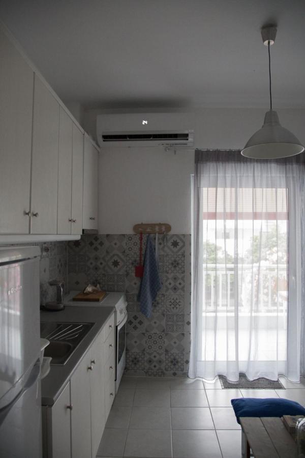 Grey Theros Apartments ปาลาเรีย ดิโอนิซีอู ภายนอก รูปภาพ