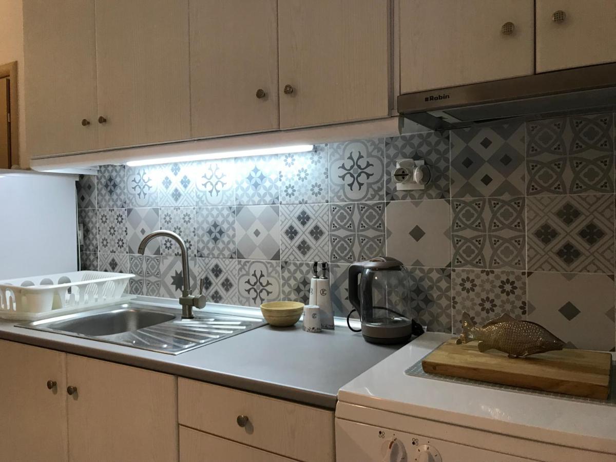 Grey Theros Apartments ปาลาเรีย ดิโอนิซีอู ภายนอก รูปภาพ